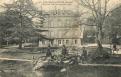 L'Hôtel de Ville et le Jardin Public