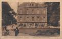 L'Hôtel de Ville et les Jardins