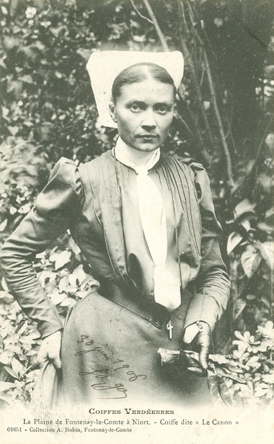 Coiffe dite Le Canon