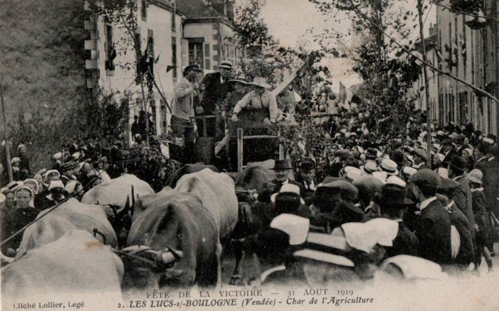 Fête de la Victoire - Char de l'Agriculture