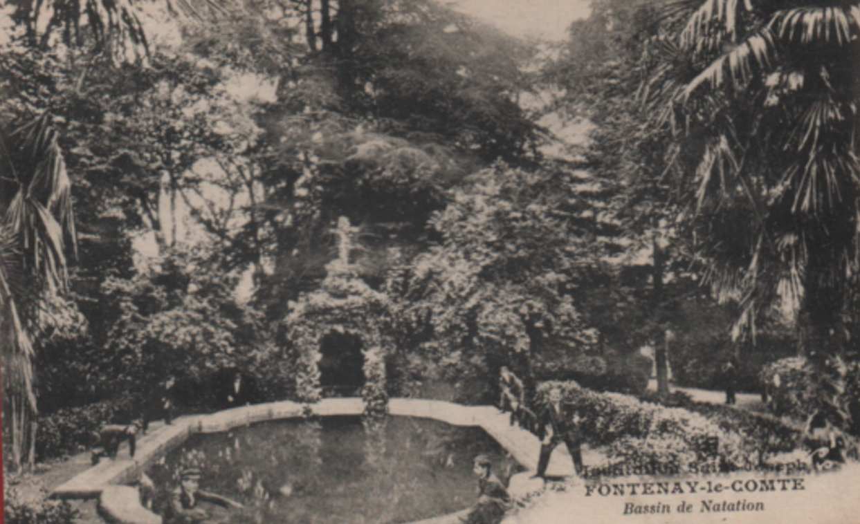 Institution Saint-Joseph - Le Bassin de Natation 2