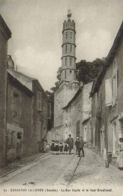 La Rue Rapin et la Tour Rivalland