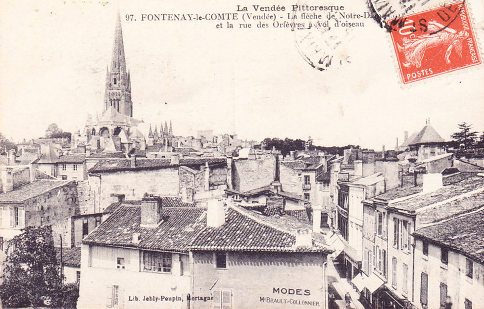 La flêche de Notre-Dame et la rue des Orfèvres