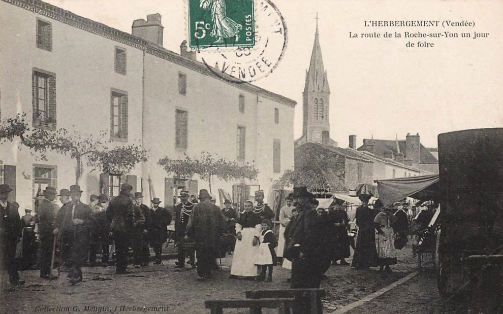 La route de La Roche sur Yon un jour de foire