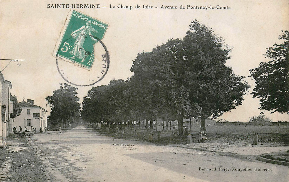 Le Champ de Foire - Avenue de Fontenay-le-Comte