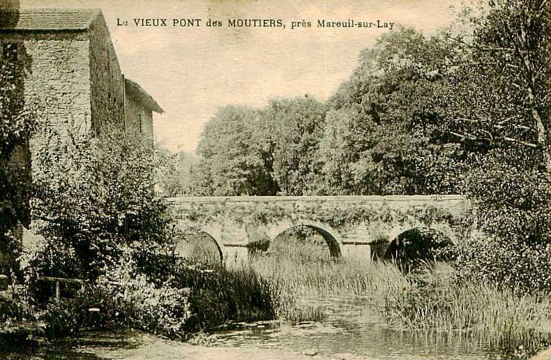 Le vieux pont des Moutiers