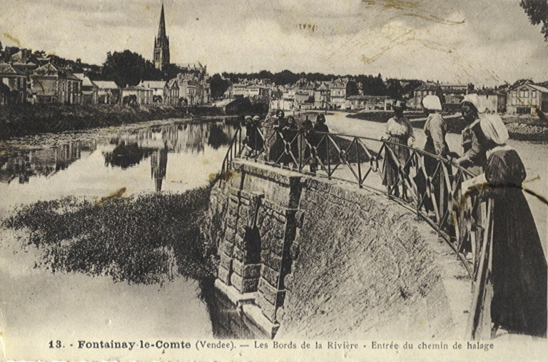 Les Bords de la Rivière - Entrée du chemin de halage