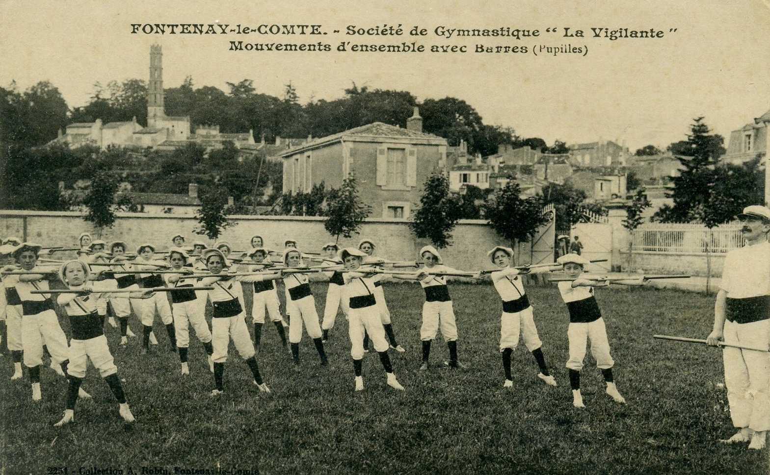 Société de Gymnastique La Vigilante - Mouvements avec Barres