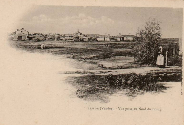 Vue prise au Nord du Bourg